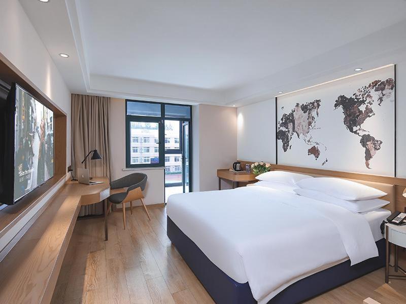 Hotel Kyriad Marvelous Daning International Plaza