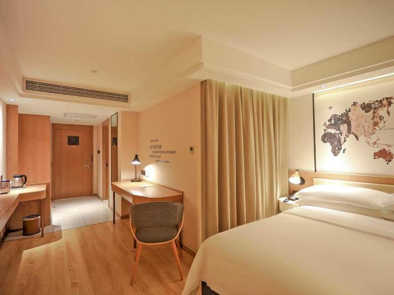 Kyriad Marvelous Daning International Plaza 3*